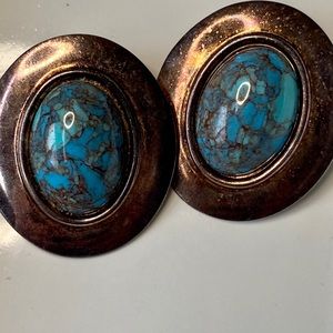 Retro Faux Turquoise Silver Tone Oval Earrings 📿